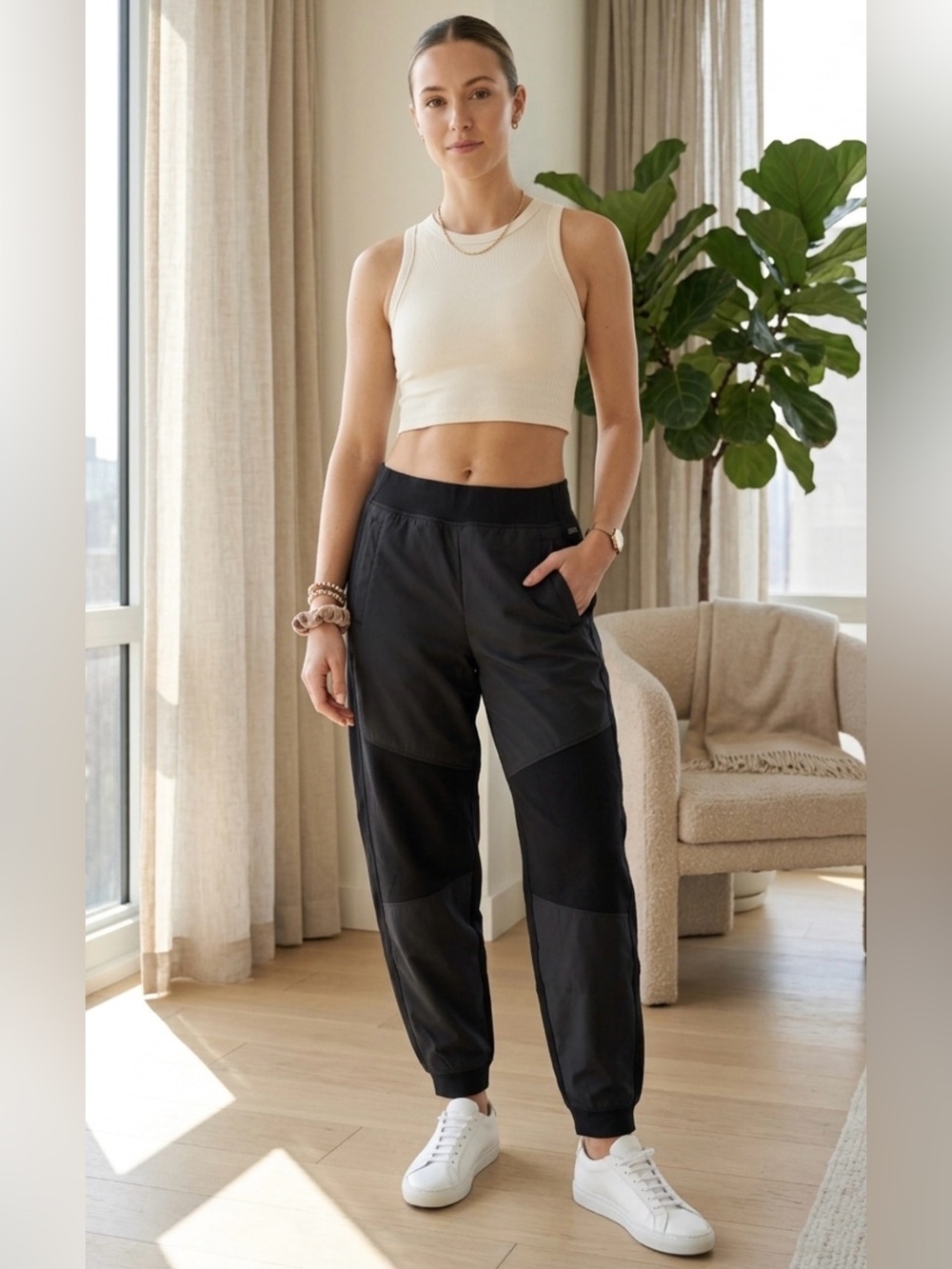 Athleta black get set hybrid joggers women’s small